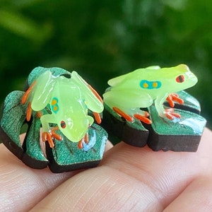 Glow in the dark, red eyed tree frog earrings, frog earrings, unique earrings, statement earrings, herptology, animal earrings, animal gift