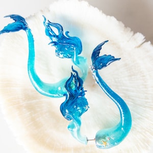 Blue Ombre Mermaid Earrings, Mermaid Fake Gauge earrings, mermaids, Resin fake gauges