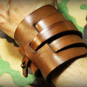 Handgjort läderarmband: Unisex toskanskt läderarmband