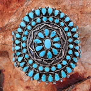 MAGNIFICENT ZUNI BRACELET, Petit Point Turquoise Cluster, 7 1/8&quot;, 82 Grams, Sterling