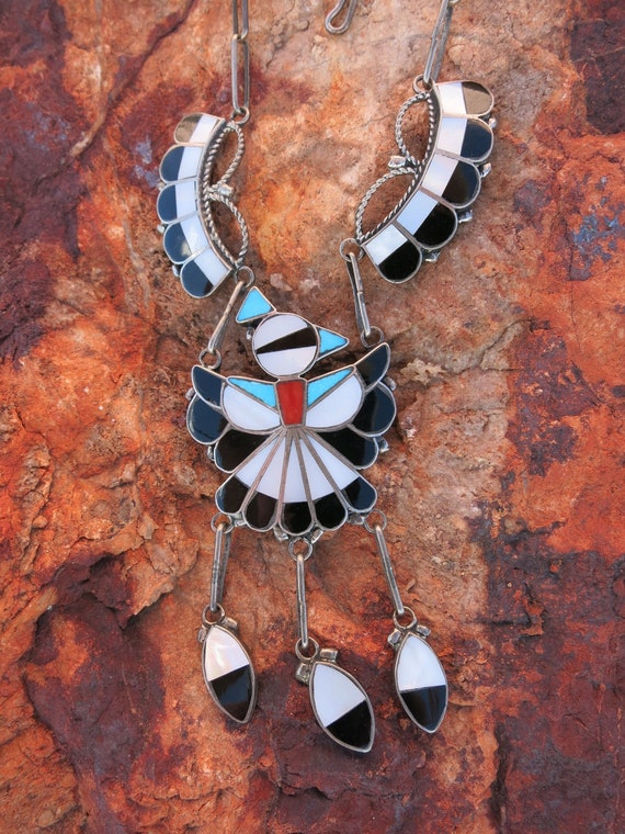 VINTAGE ZUNI INLAY Necklace, Signed, Sterling, Ca 