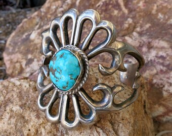 BOLD NAVAJO TURQUOISE Bracelet, Sz 7, 97 Grams, Sterling, Ca 1950's