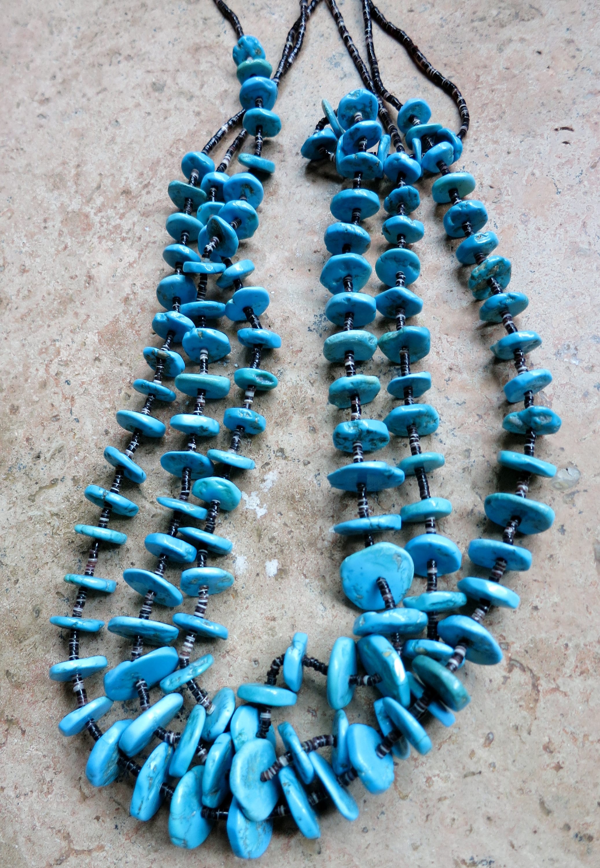 SANTO DOMINGO TURQUOISE Necklace, 3 Strands, Handmade Disc Beads