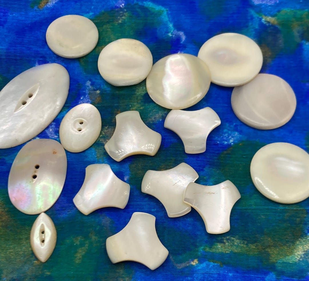 White Shell Button Vintage Shell Mother of Pearl Buttons - Mixed Lot White Shell Buttons X ...