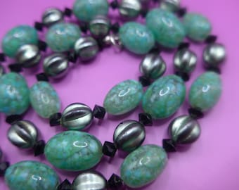 Vintage Czech Marbled Glass Bead Necklace - Green Faux Pearl Bead Necklace