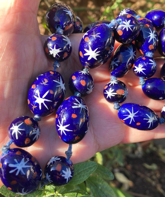 Vintage blue shop glass bead necklace