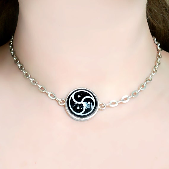 bdsm emblem collar Ways to pleasure yourself girls