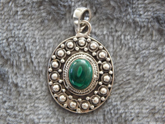 Handcrafted Silver & Green Agate Pendant - image 1