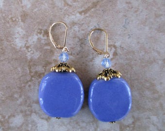 Pendientes Kazuri / Pendientes de cerámica azul aciano / Rellenos de oro de 14 k