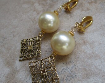 Clip-On Earrings with Swarovski Pearls | Bridal Earrings | Light Gold