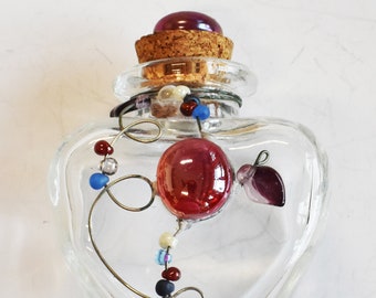Decorative Wire and Glass Nugget Mini Heart Jar