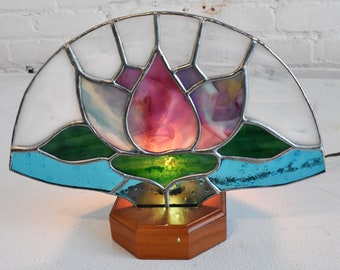 Lotus Flower on the Water Stained Glass Fan Lamp Panel