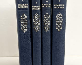 CHARLES DICKENS - Juego de 4 libros, ejemplares antiguos de los años 60 en muy buen estado.