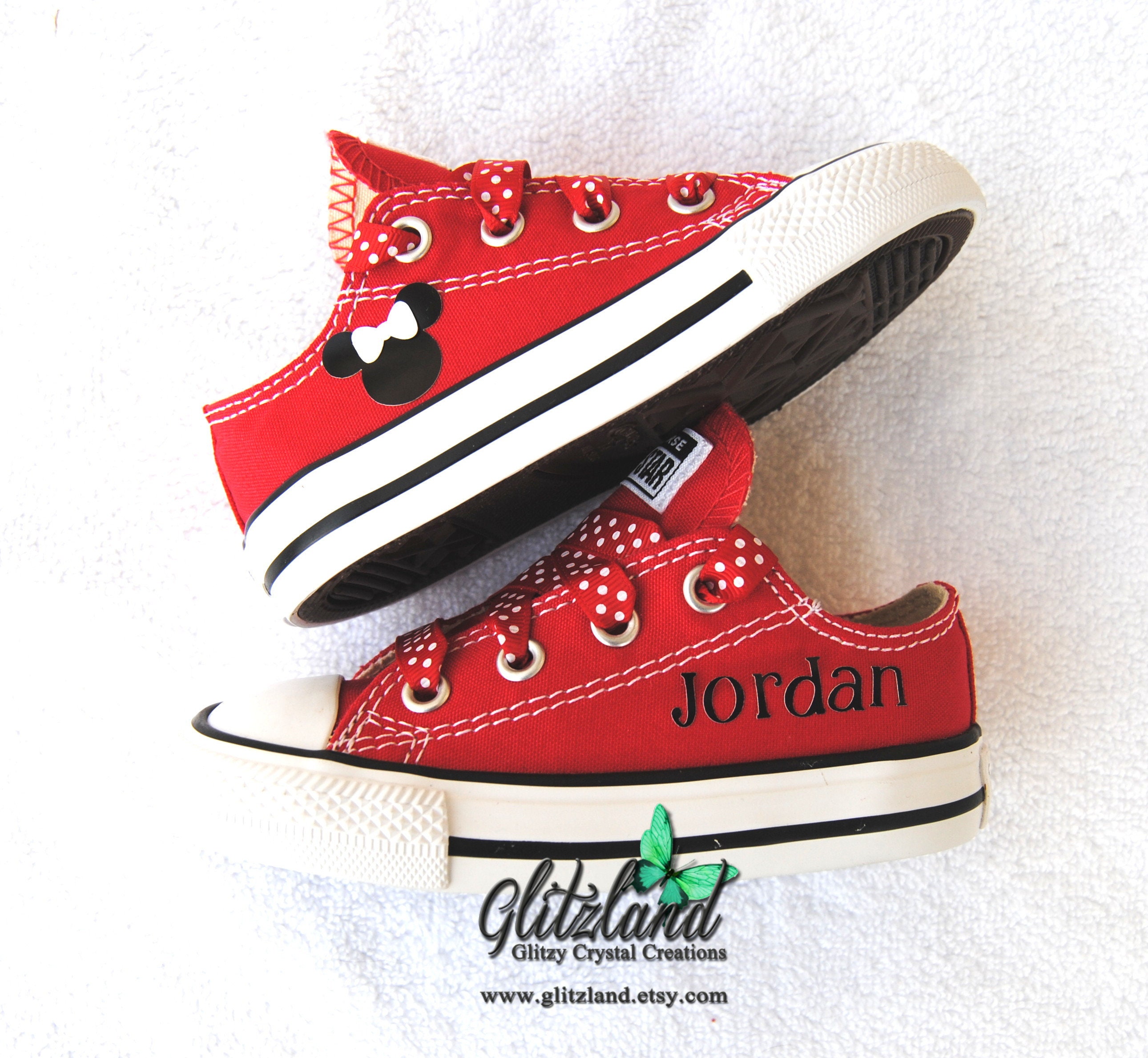 sparkly red converse