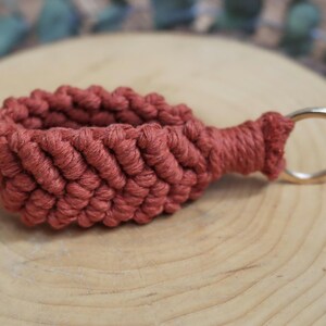 Macrame keychain loop image 12