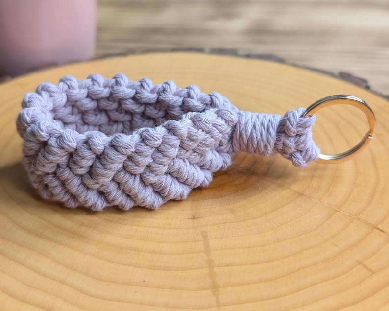 Macrame keychain loop image 19