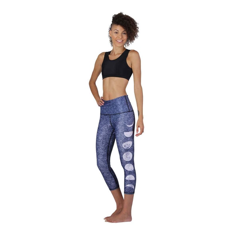 High Waisted Yoga Leggings Printed Yoga Tights Womens Eco-Friendly Leggings Made from post consumer plastic water bottles