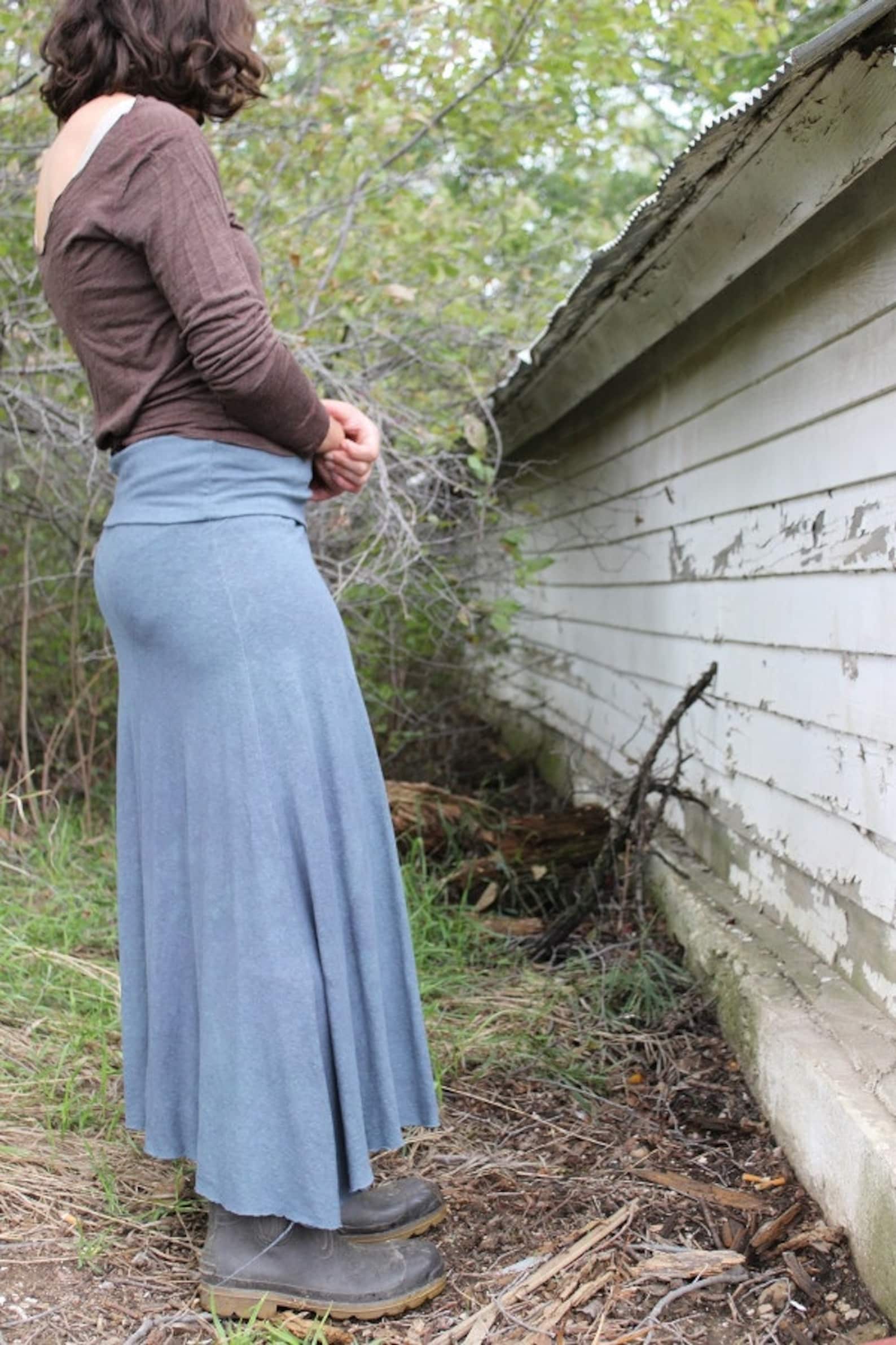 Floral-embroidered Skirt in Organic-cotton