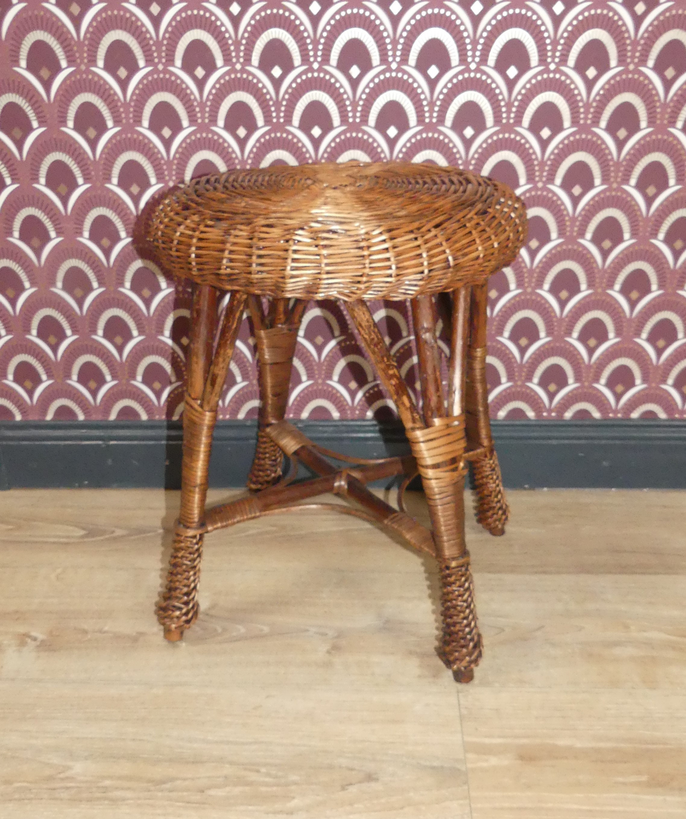 Vintage wicker stool deals