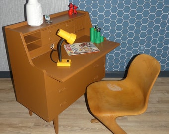 kleiner feiner 60er Jahre Sekretär Danish Design Stil braun lackiert mid century