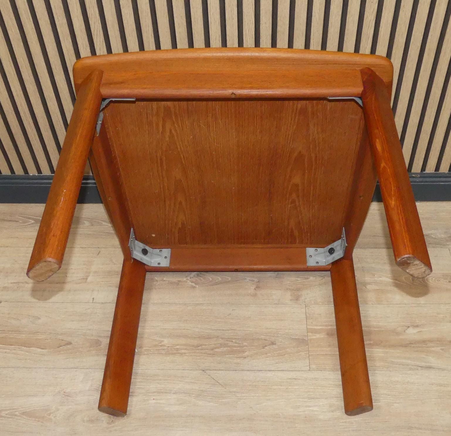 1960年代のチーク材コーヒーテーブル 68x68 H48 デンマークデザイン