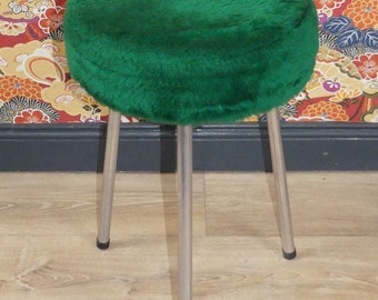 70s fine stool woven fur green fluff cover Ostalgie retro vintage GDR VEB aluminum frame