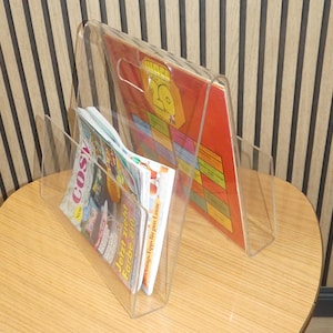 vintage newspaper rack PLEXIGLAS transparent 70s 80s acrylic glass magazine rack acrylic glass magazine rack record stand