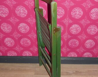 70 年代の、美しいデザインと実用性を兼ね備えた、グリーンの木材で作