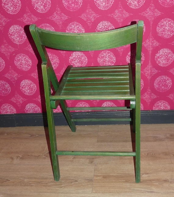 70 年代の、美しいデザインと実用性を兼ね備えた、グリーンの木材で作