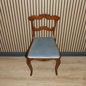 Chaise ancienne Biedermeier rembourrée, chaise de salle à manger, siège bleu clair, chaise d'appoint vintage shabby chic, chaise de toilette, chaise à vêtements
