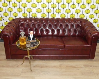 Vintage Chesterfield Stil 3 Sitzer Couch 220cm oxblood 70er Jahre Sofa Retro Mid Century Seventies british Smokers Lounge