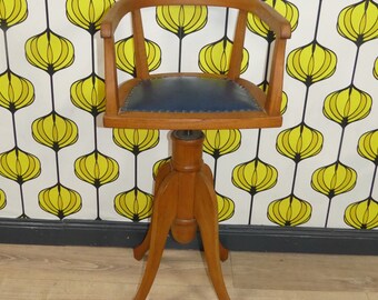 vintage Friseur Kinderstuhl Holz/Leder blau Drehstuhl höhenverstellbar Stuhl antik retro