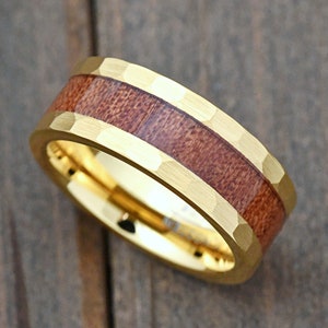 Hawaiian Koa Wood Inlay 8mm Gold Plated Tungsten Carbide Hammered Wedding Band Comfort Fit Pipe Cut Minimalist Engrave Promise Ring