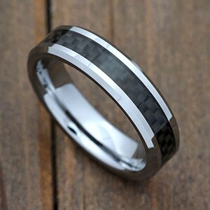High Polished 6mm Silver Tungsten Carbide Wedding Band Black Carbon Fiber Inlay Beveled Edge, Engraved Engagement Ring, Wedding Ring