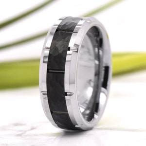 Hammered Tungsten Ring, Men&#39;s Tungsten Ring, Tungsten Wedding Band Man, Man Wedding Ring, Laser Engraved, Promise Ring for Him, Anniversary