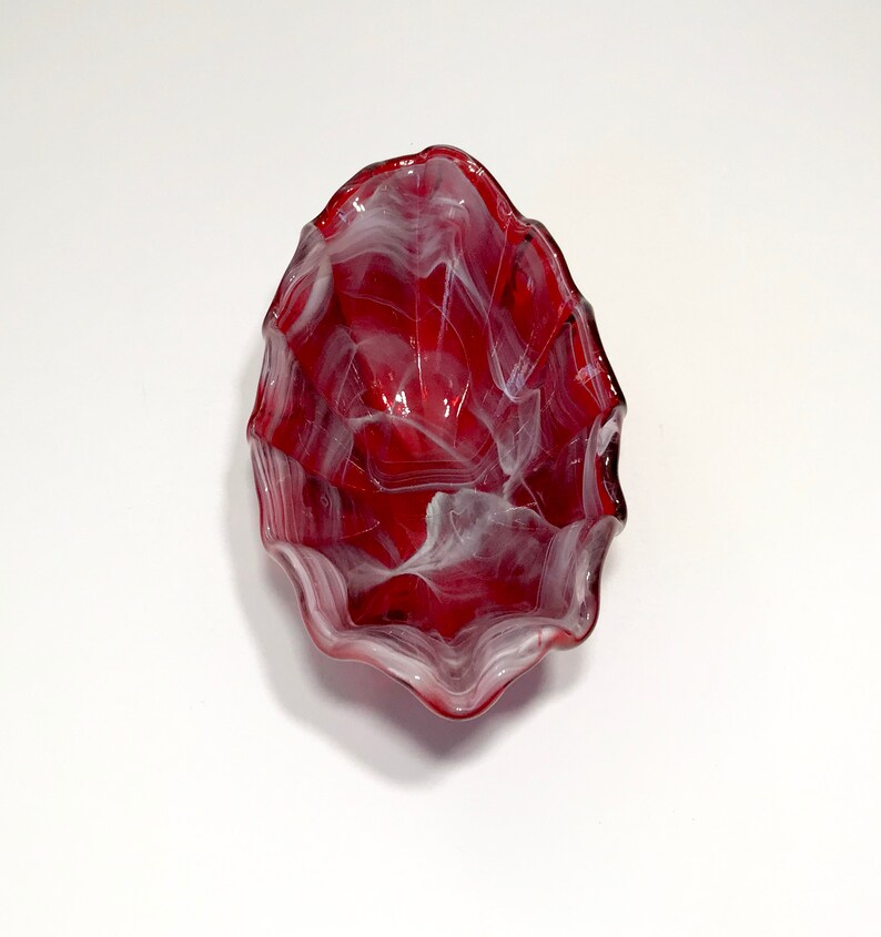 red-white-swirl-art-glass-oval-bowl-scalloped-edge-candy-dish-etsy