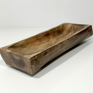 Hand Craved Wooden Dough Bowl, Tree Trunk Wood Trencher Tray, Large Bowl Has Ball Feet, 17 Inches long, Beautiful Wood Grain, Gift, New