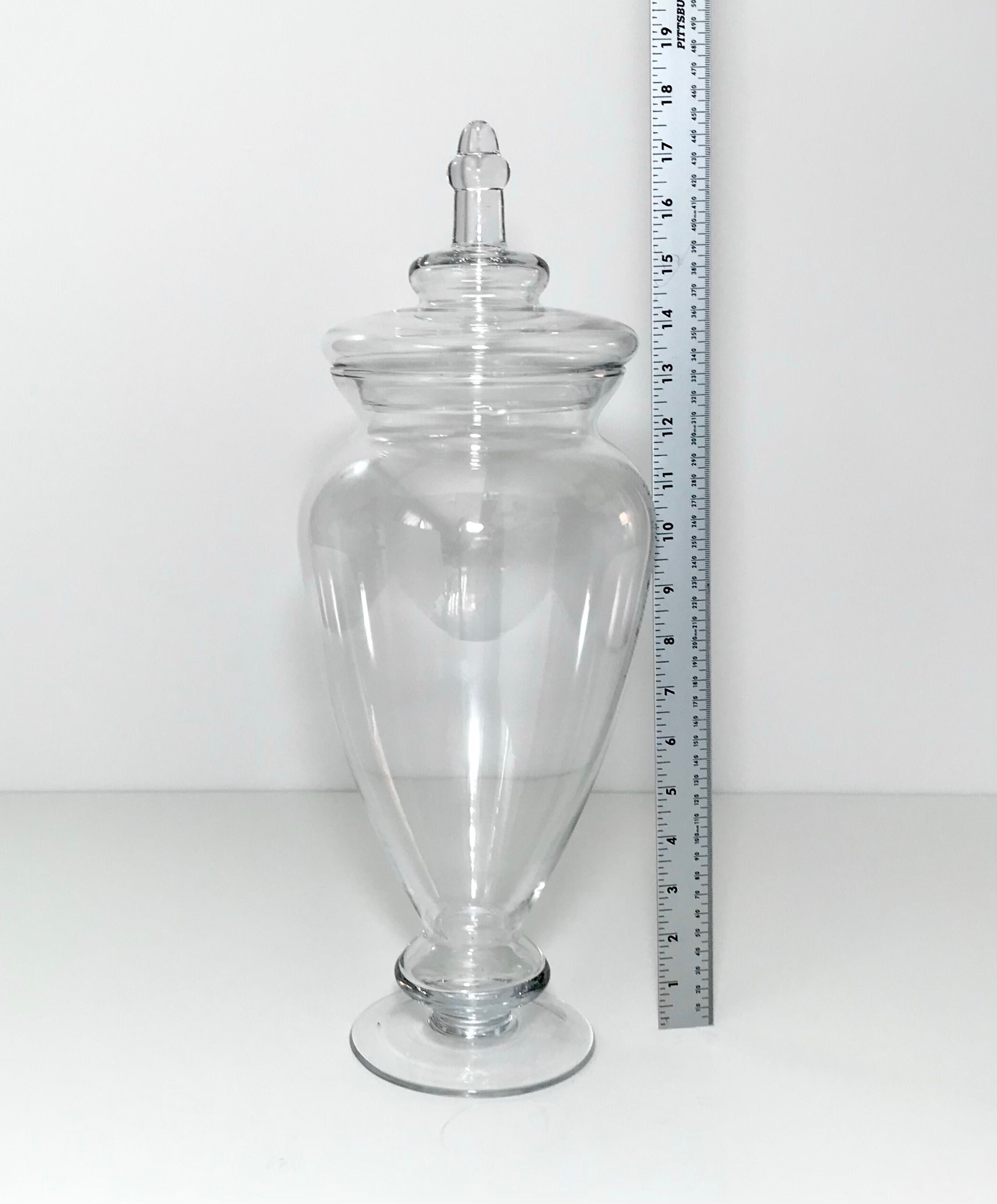 20 oz. Thick Elevation Apothecary Jars with Flat Glass Lids per dozen