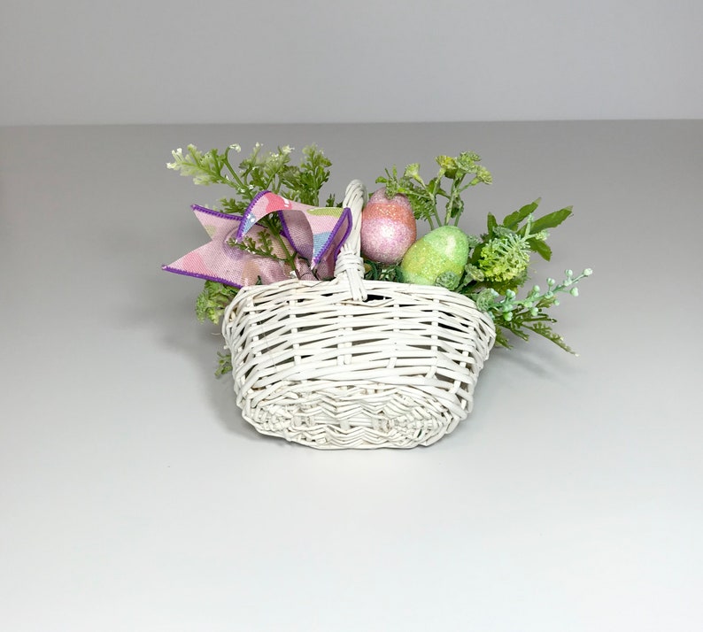 Small White Wicker Easter Basket Miniature Mini Novelty Etsy