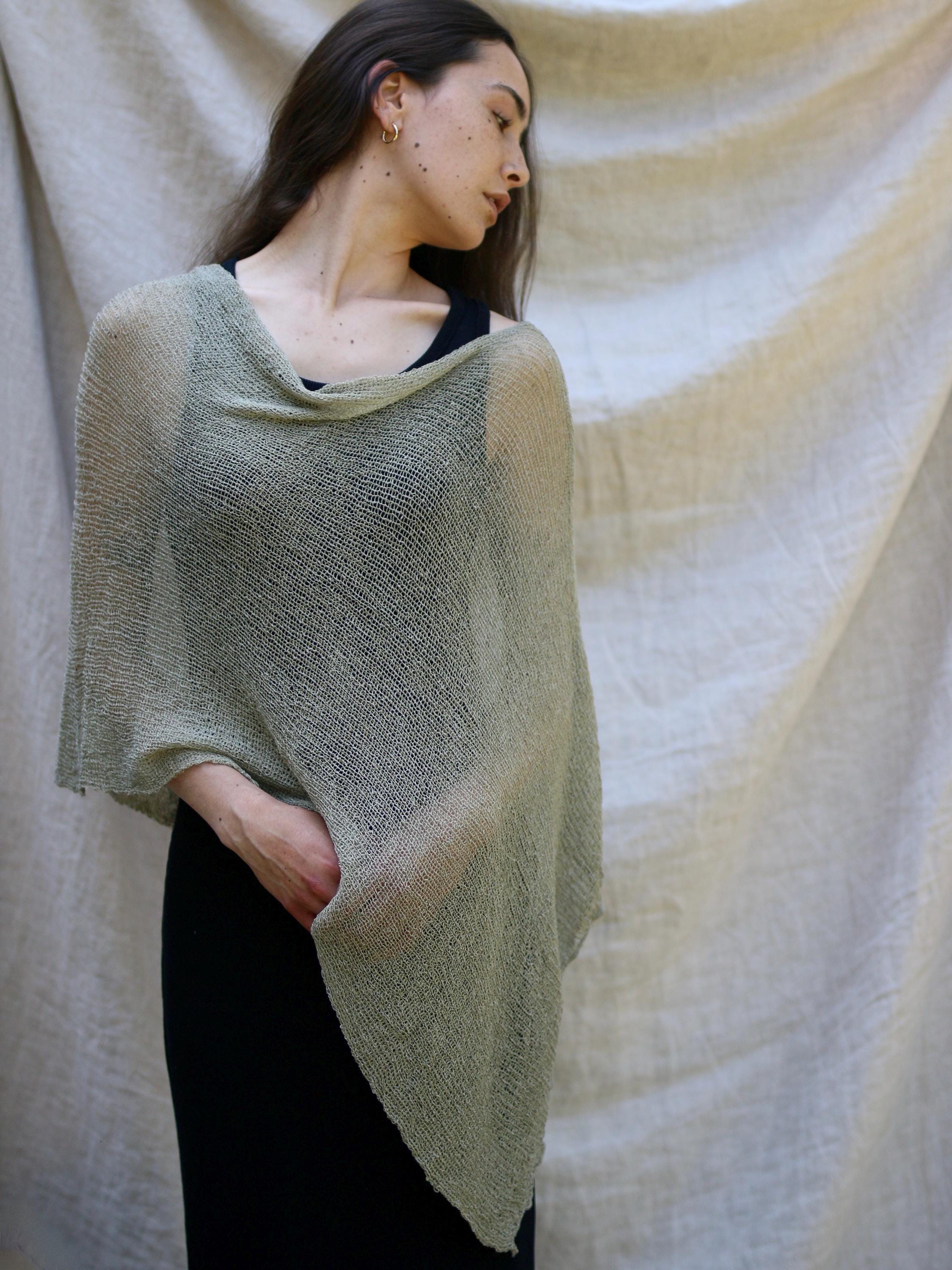 【HYKE(ハイク)】 SHEER SWEATER PONCHO サイズ2 HYKE(ハイク)】 SHEER SWEATER PONCHO サイズ2 HYKE(ハイク)】 SHEER