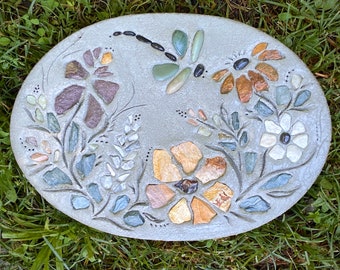 15" Oval Stepping Stone, Floral Mosaic All-Natural Stones, Garden Decor, Concrete Stepping Stone, Mosaic Garden Paver, Yard Art, Garden Gift