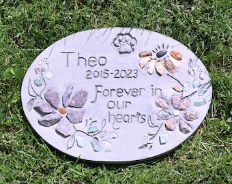 15" Oval Pet Memorial Garden Stone, Pet Grave Marker, Pet Grave Stone, Engraved Cat or Dog Name, Mosaic Stepping Stone, Pet Loss Gift