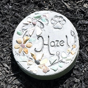 Personalized Pet Memorial Stone: Engraved Concrete Garden Marker