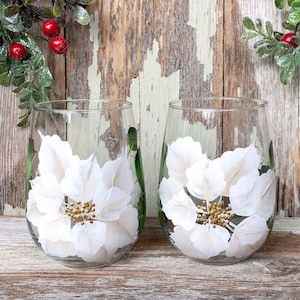 White Poinsettia Christmas Stemless wine glass tumbler, hand painted 17oz. custom wine glass gift for friends and family