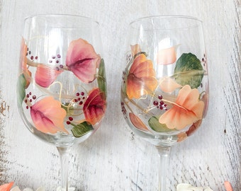 Autumn, Fall Leaves Stemmed Wine Glasses. Hand painted Great for Thanksgiving Dinner and Fall Entertaining gifts 16oz