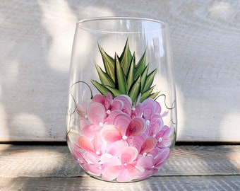 Hand painted Pink Floral Pineapple STEMLESS Wine glass.  Perfect for your favourite wine.  Great for Mother's Day, Birthdays