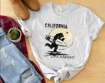 Vintage California Dreaming t shirt Beach shirt graphic unisex tshirt Summer Vacation shirt Mens Surf shirt Gift for surfer cute womens tee