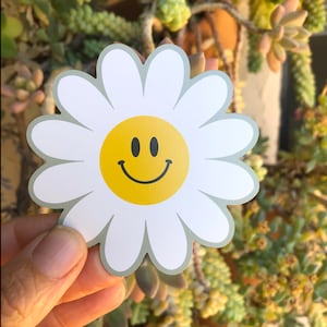 Smiley Face Flower Magnet, Hippie Car Magnets, Removable Car Stickers Bumper Sticker Magnet Happy face Magnet Flower Car Decal Flower Magnet