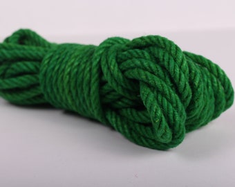 Emerald Hemp Bondage Rope for Shibari / Kinbaku