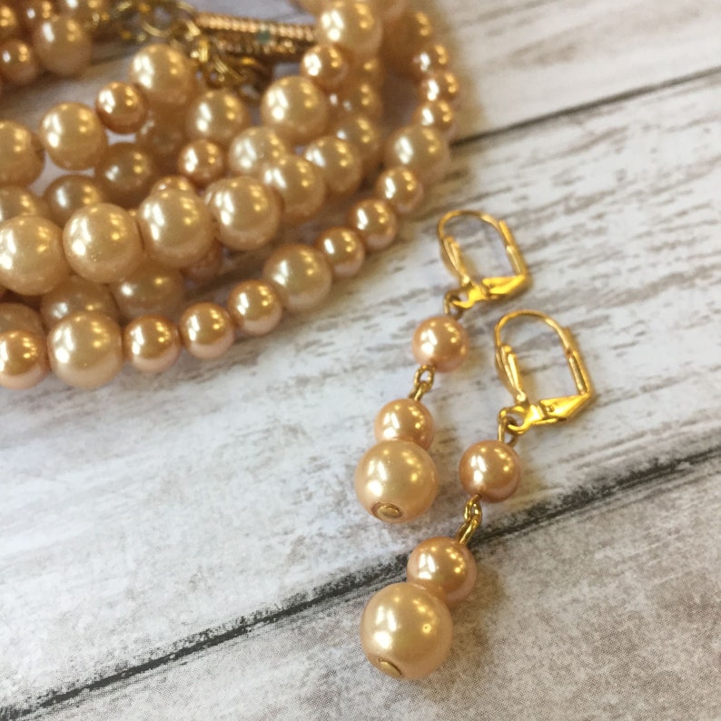 Beige Pearl necklace set